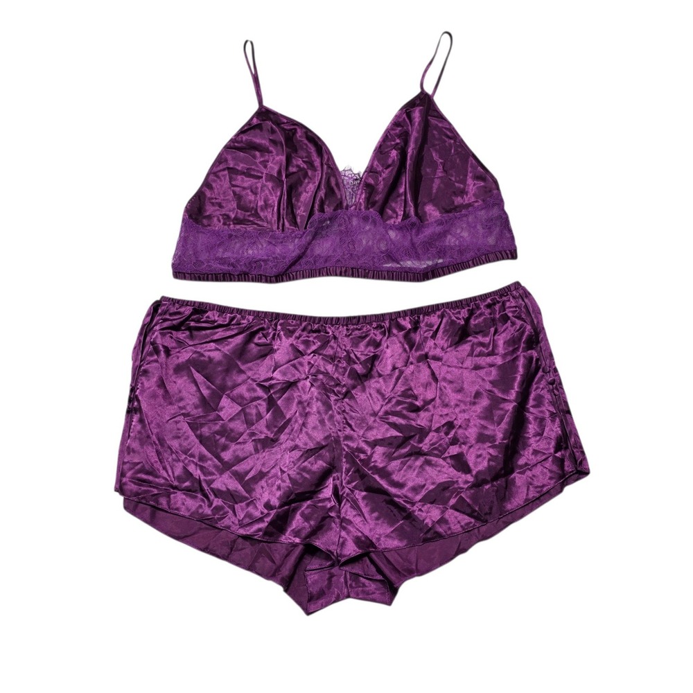 Frederick's of Hollywood Pajama Set Women 1X Purple Delphine Satin Lace Lingerie